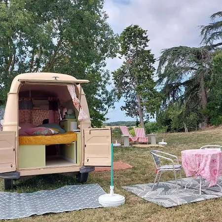 Vendégház Lov' Estafette 3*